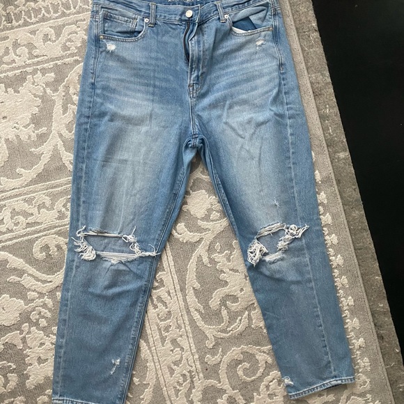 American Eagle Outfitters Denim - American Eagle Mom Jeans
